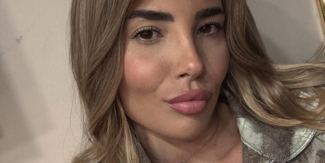 il vestito di Martina De Ioannon a Uomini e Donne