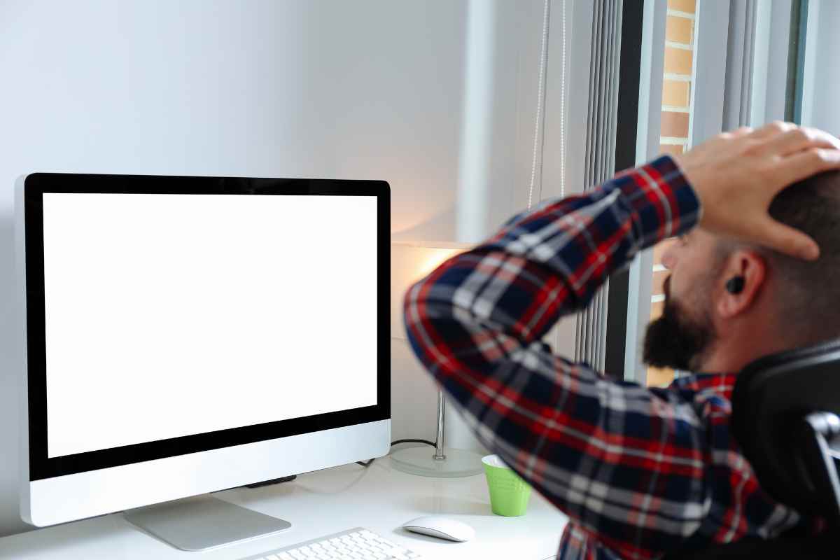 Codice rosso, identificate vulnerabilità critiche: la tua privacy è a rischio allarme privacy cosa sta accadendo