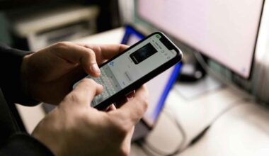 WhatsApp sotto controllo, scatta la sorveglianza, tutti i dettagli