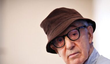 Woody Allen fa 90 anni e loro sono i suoi 5 migliori film, unici