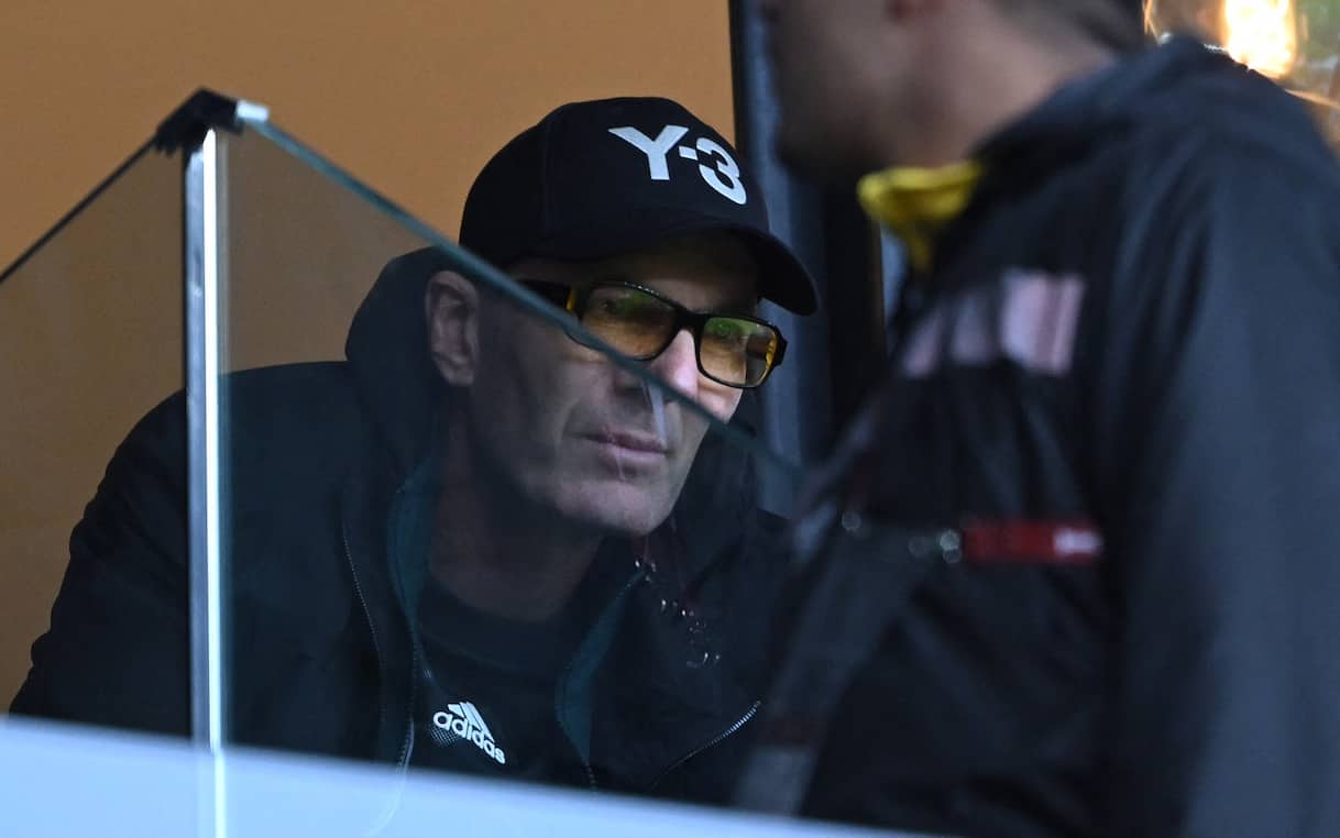 Zidane guarda il figlio Luca in Algeria-Sudan: le foto in Coppa d'Africa