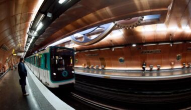 Francia, 3 donne accoltellate in metro a Parigi. Arrestato sospettato, escluso terrorismo