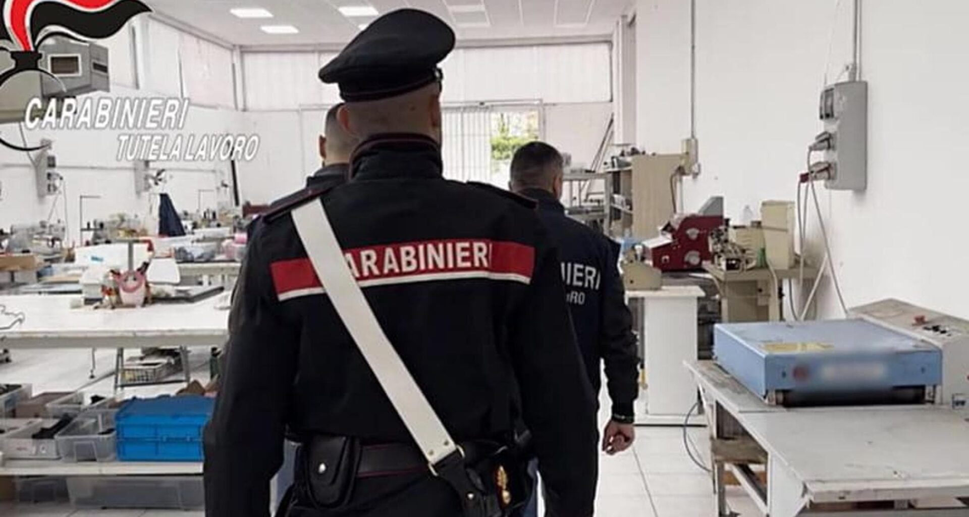 Caporalato nella moda, altri 13 brand nell’inchiesta: carabinieri da Prada, Gucci, Versace, D&G - la Repubblica