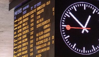 Treni Alta Velocità Roma Firenze, ritardi fino a 120 minuti: cadavere sui binari vicino Siena