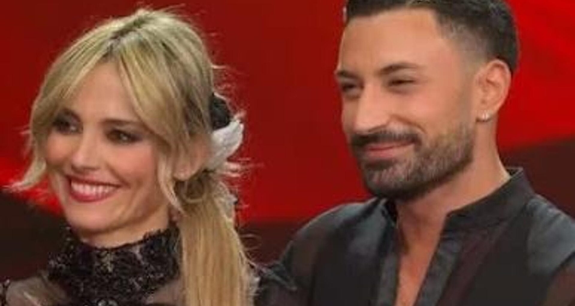 “Ballando con le stelle”, colpi di scena in semifinale: rientra Fialdini, Magnini si salva