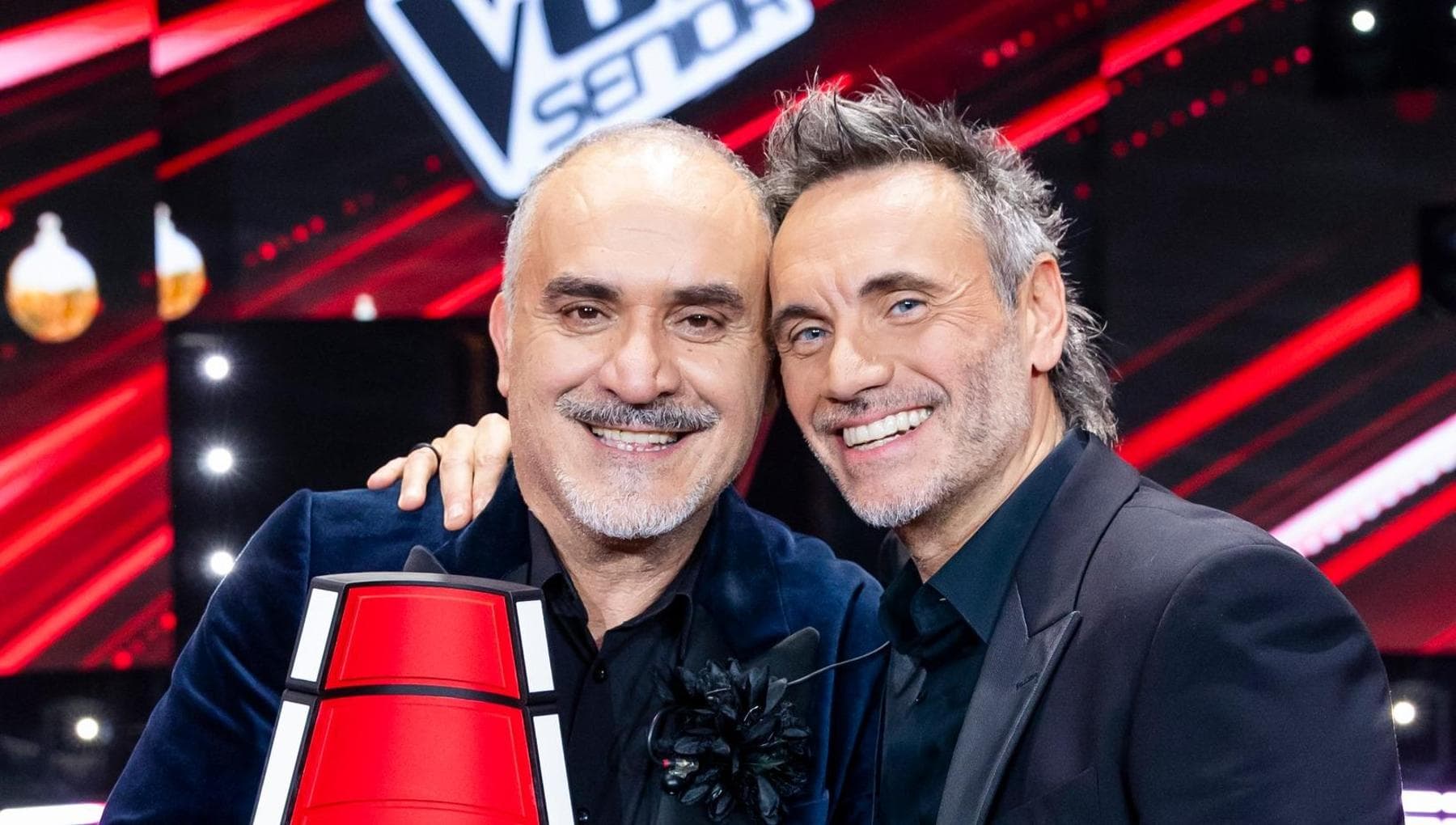 Francesco De Siena ha vinto The voice senior 2025: chi è l'insegnante salentino