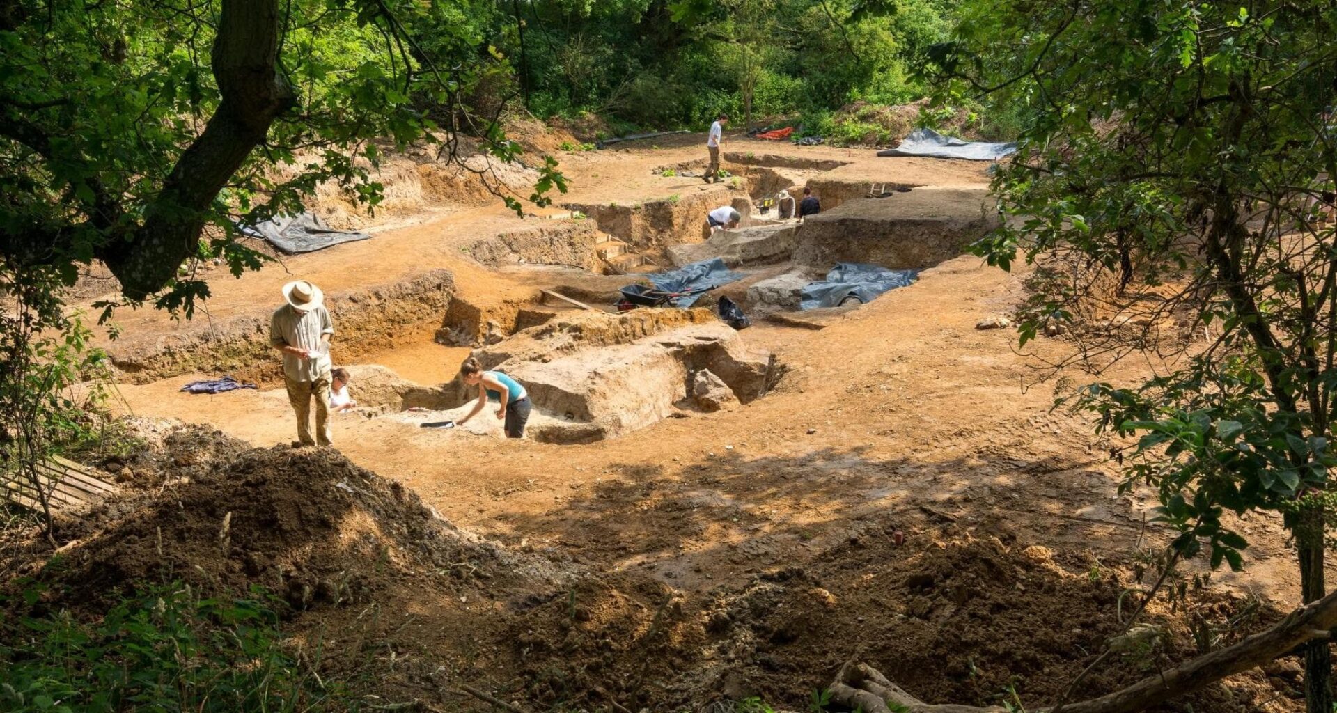 Scoperto il primo fuoco acceso dall’uomo: risale a 400mila anni fa - la Repubblica