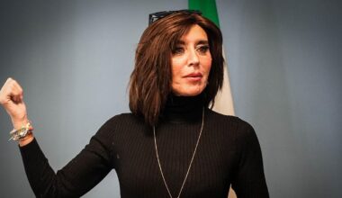 Atreju, il ministro Bernini contestato dagli studenti di Medicina