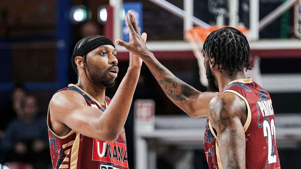 Serie A basket, i risultati: Venezia piega Napoli, Trapani ko a Sassari. Ok Tortona e Udine - Sportmediaset