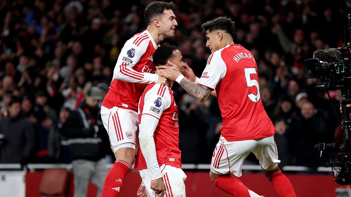 Premier League: Arsenal incontenibile, poker all'Aston Villa e primo posto blindato - Sportmediaset