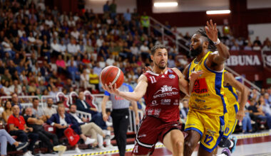 BM ON LBA/ IL PUNTO TRAPANI SHARK: DOPO IL CAOS, A TREVISO ALEX LATINI IN PANCHINA ALLA SUA PRIMA DA ALLENATORE - DI ALESSANDRO DE BARTOLOMEO