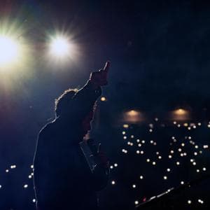 L’altro volto della fama: fa male come il fumo. Le star vivono in media 4 anni in meno