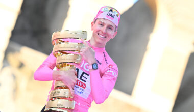 UAE Emirates XRG, un "piano-B" per il calendario 2026 di Tadej Pogačar? "Il percorso del Giro gli piace, ci verrebbe saltando le Classiche delle Ardenne"