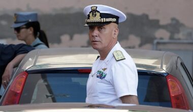 La Nato valuta attacco preventivo, dice Cavo Dragone al Financial Times: dura risposta della Russia