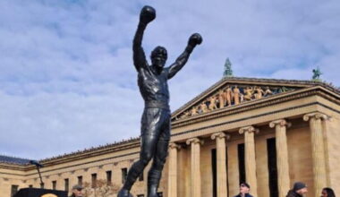 Sylvester Stallone rivuole la statua di Rocky regalata a Philadelphia – Il Tempo