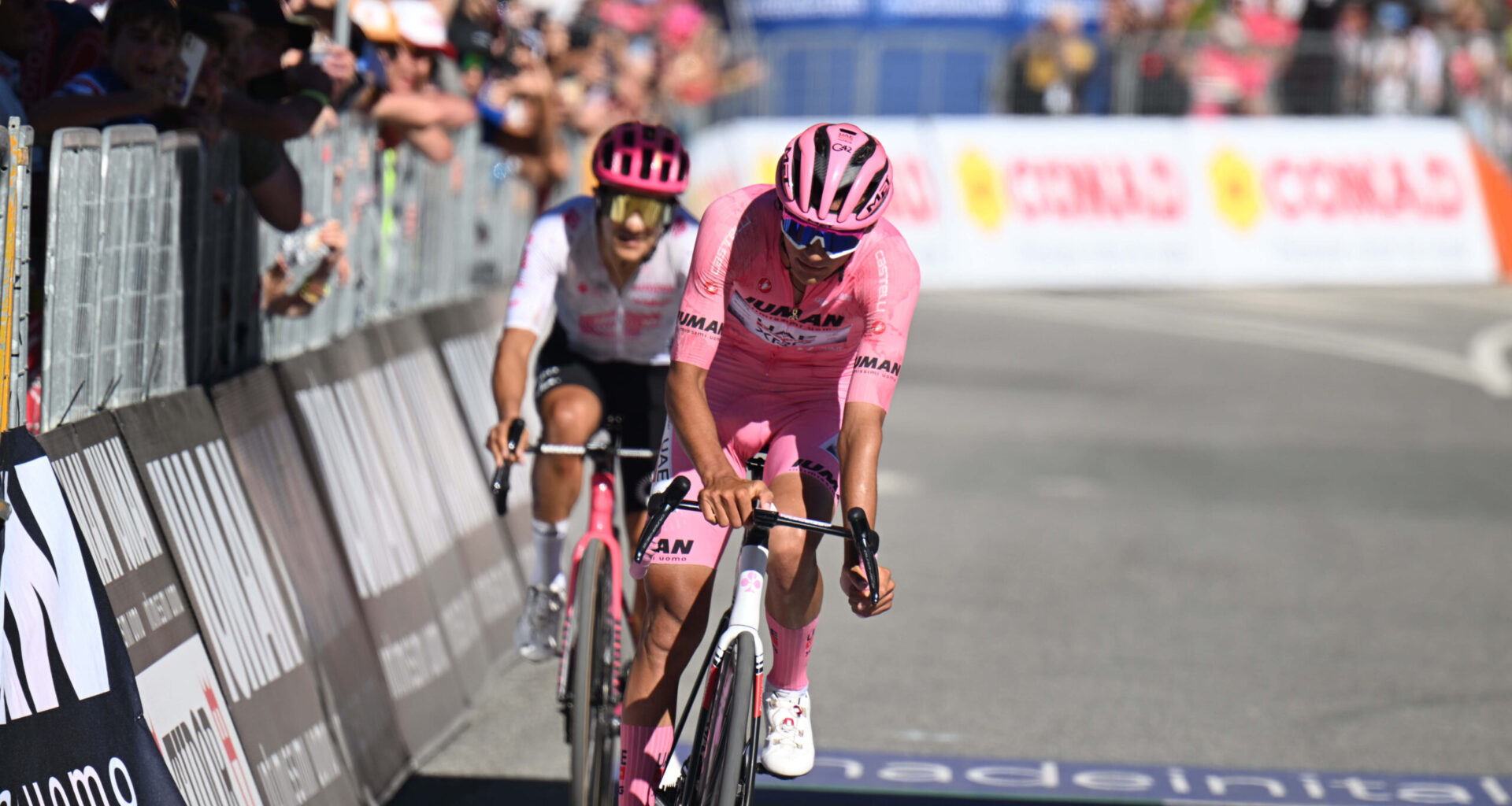 Giro d'Italia 2025, Mikkel Honoré sulla strategia del Colle delle Finestre: “Dovevamo cambiare il copione. Carapaz ha fatto bene, ma è stato uno dei momenti più strani della stagione"