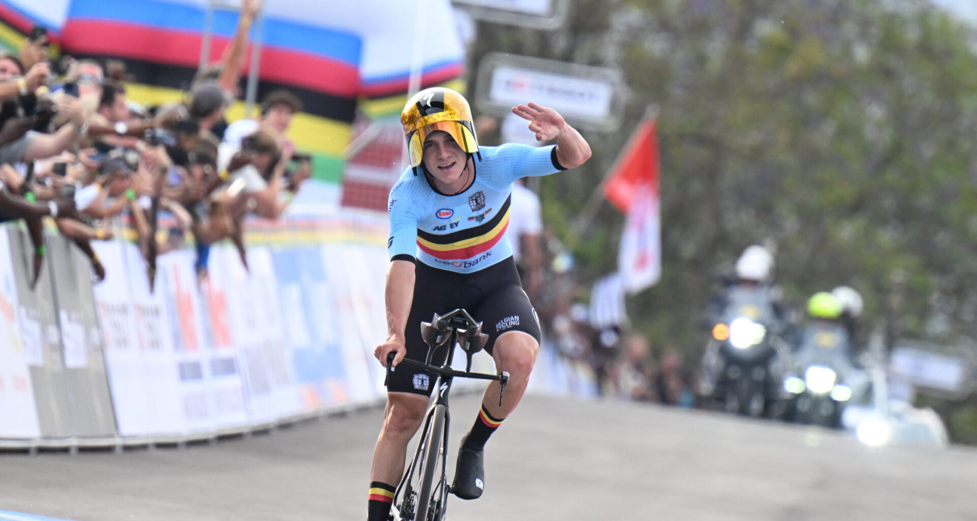 Belgio, nuovo riconoscimento per Remco Evenepoel: i colleghi lo votano "Flandrien" dell'anno