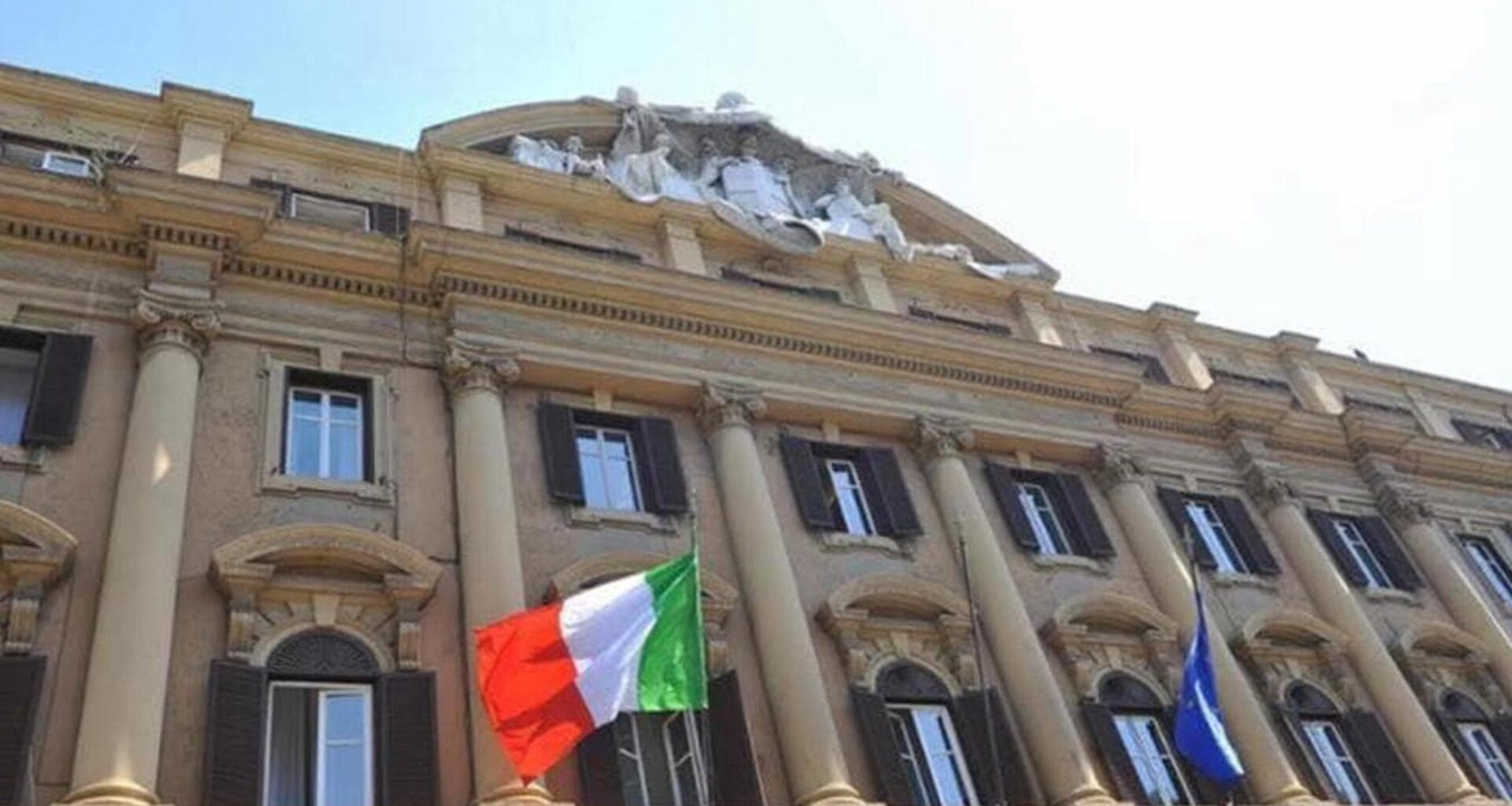 Spread in calo, per l’FT Italia e Spagna non sono più “la periferia” dell’Eurozona