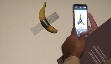 Insensatezze che si dicono arte e critici d'arte che continuano a straparlare