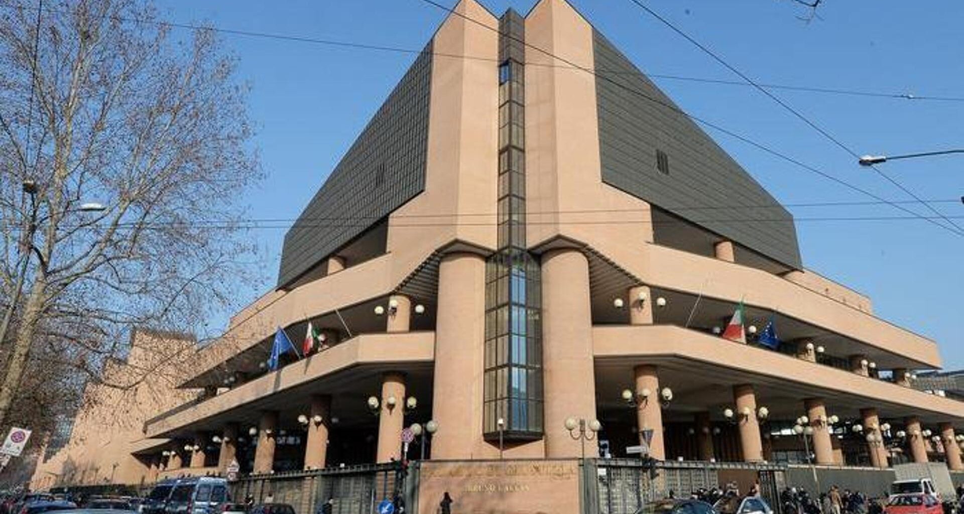 John Elkann a processo, gip chiede imputazione coatta per l'eredità Agnelli 