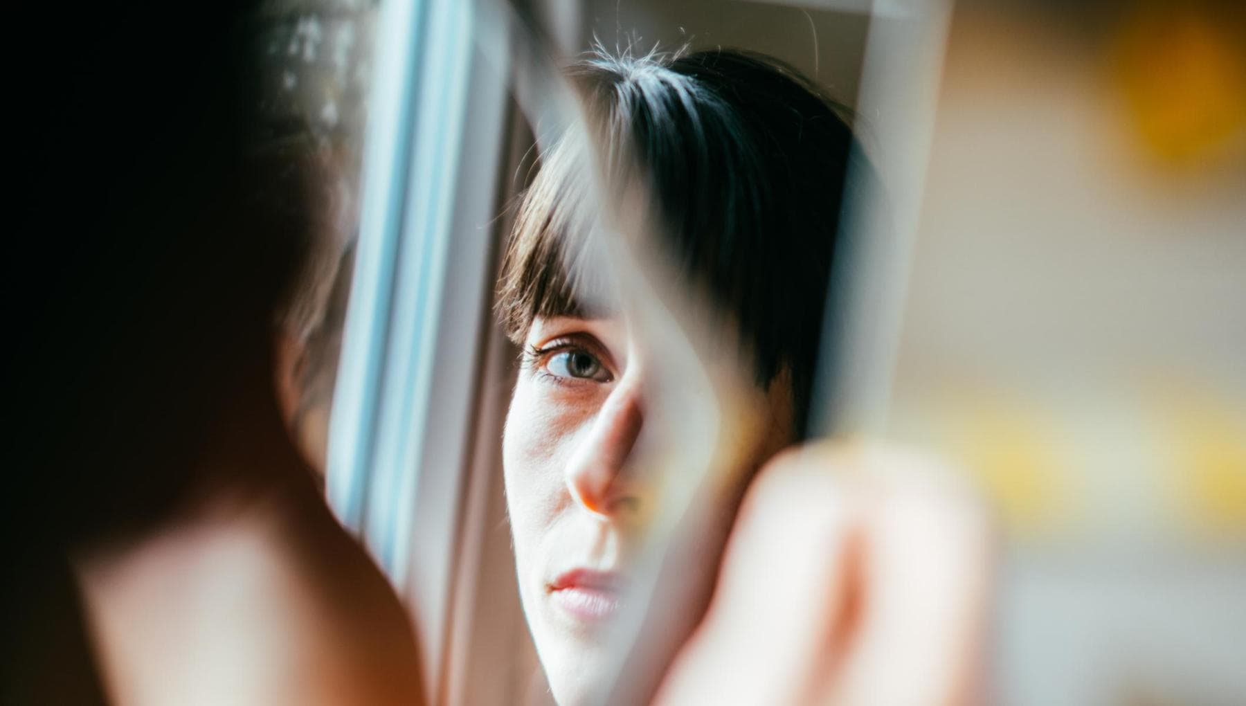 Scoperto nel cervello il circuito che placa l’ansia: nuove prospettive per anoressia e bulimia