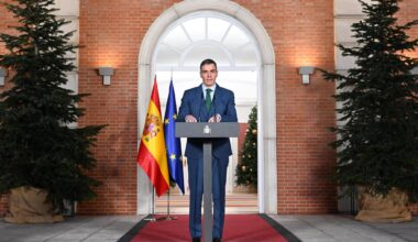 Spagna, boom di Vox alle elezioni in Estremadura: male i socialisti. Sánchez annuncia un rimpasto - la Repubblica