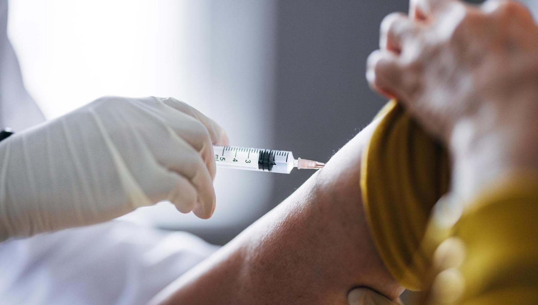 Perché se sono over 65 ho dovuto pagare il vaccino contro Herpes Zoster?