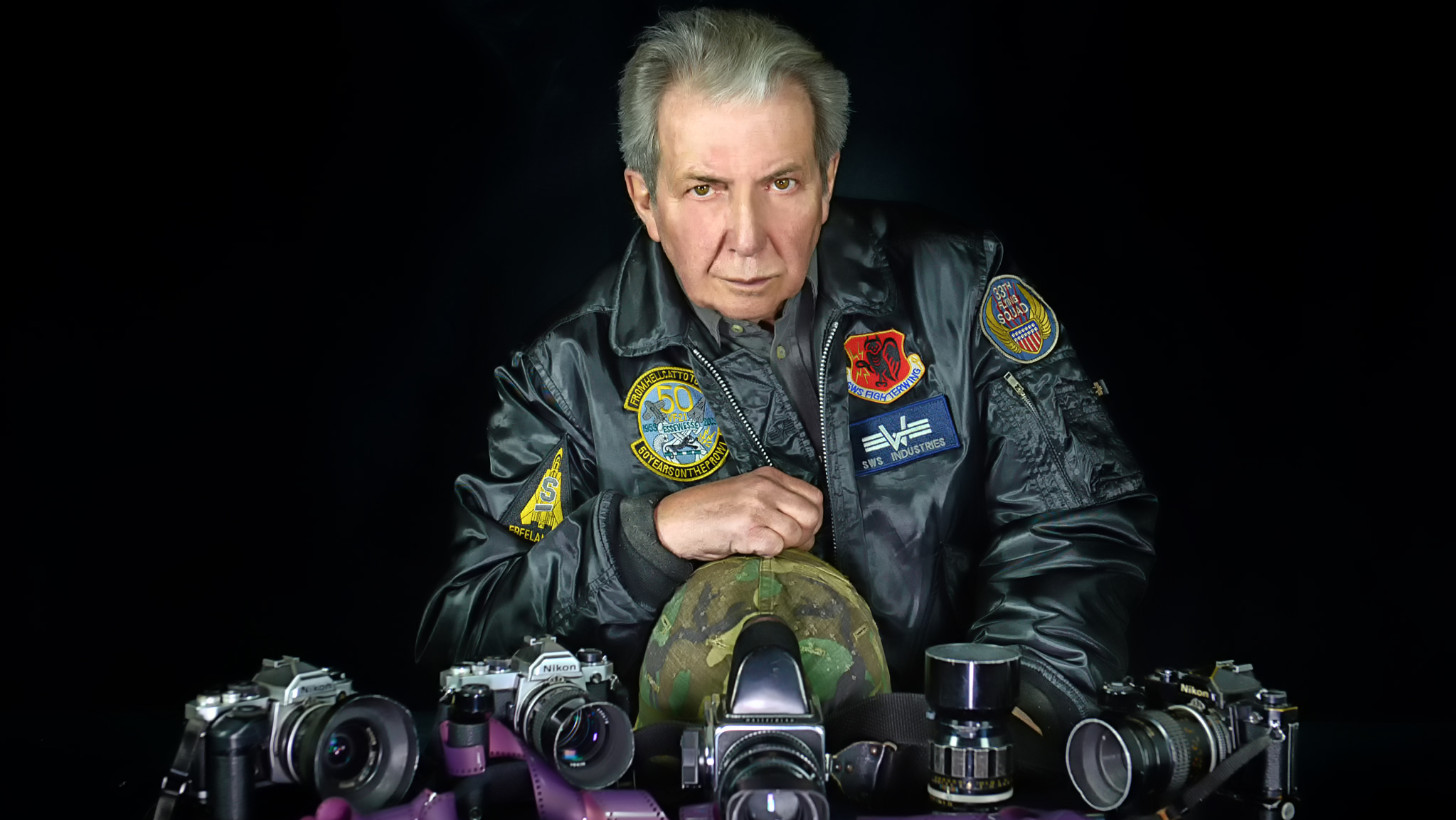 Addio a Giorgio Pegoli, il fotoreporter che ha raccontato il mondo e Senigallia. Aveva 87 anni