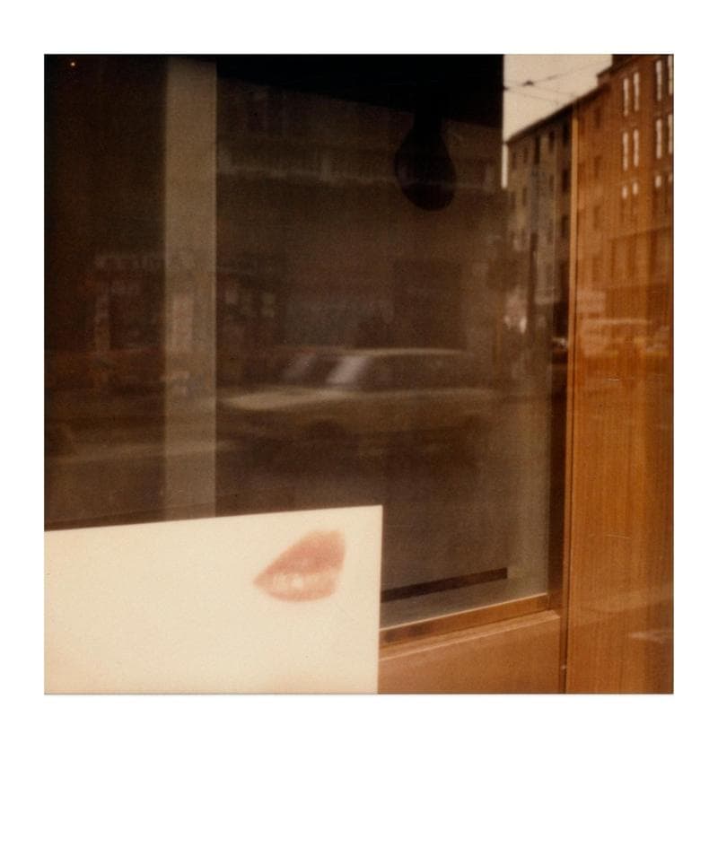 Roma, 1979 8x8 cm Courtesy Thomas Dane Gallery, Londra e Napoli