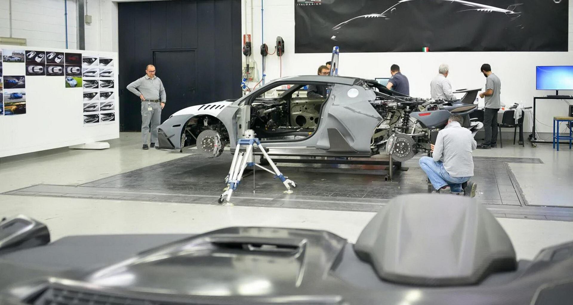  Italdesign, Volkswagen vende l'azienda di Giugiaro a Ust Global