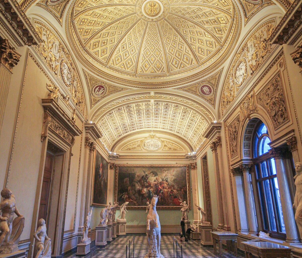 Aperture del 7-8 dicembre 2025