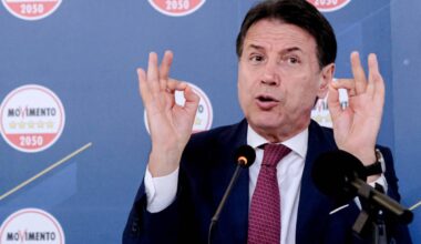 Conte si traveste da Sandokan pro Pal. Così diventa leader del partito islamico