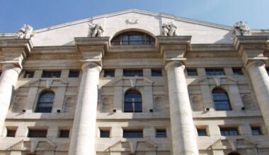 Azioni, grande balzo a Piazza Affari. Ma gli italiani le snobbano ancora