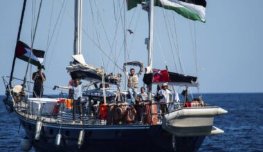 Caccia a skipper e marinai: così la Flotilla bis riprova l'assalto a Gaza