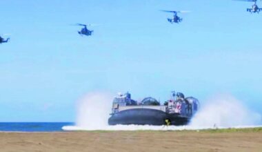 Navi, caccia e operazioni di terra: ecco il possibile piano Usa per l'attacco al Venezuela