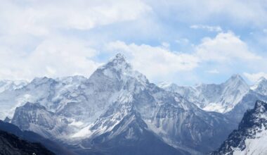 "Nessuno sa dove sia": la Cia e il mistero del generatore nucleare smarrito nell'Himalaya