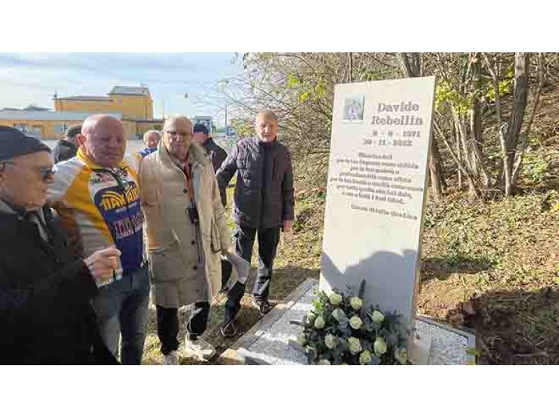 MONTEBELLO VICENTINO, INAUGURATO UN CIPPO DEDICATO AL RICORDO DI DAVIDE REBELLIN. GALLERY