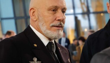 Cavo Dragone frena sui cyberattacchi. Meloni lo fulmina: «Misurare le parole» - La Verità