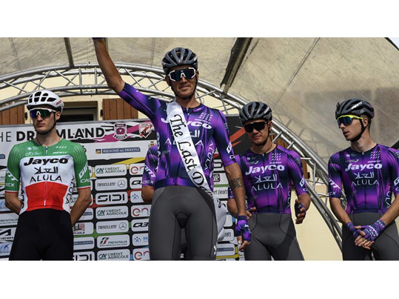 JAYCO ALULA. DE MARCHI INIZIA LA SUA AVVENTURA COME DIRETTORE SPORTIVO