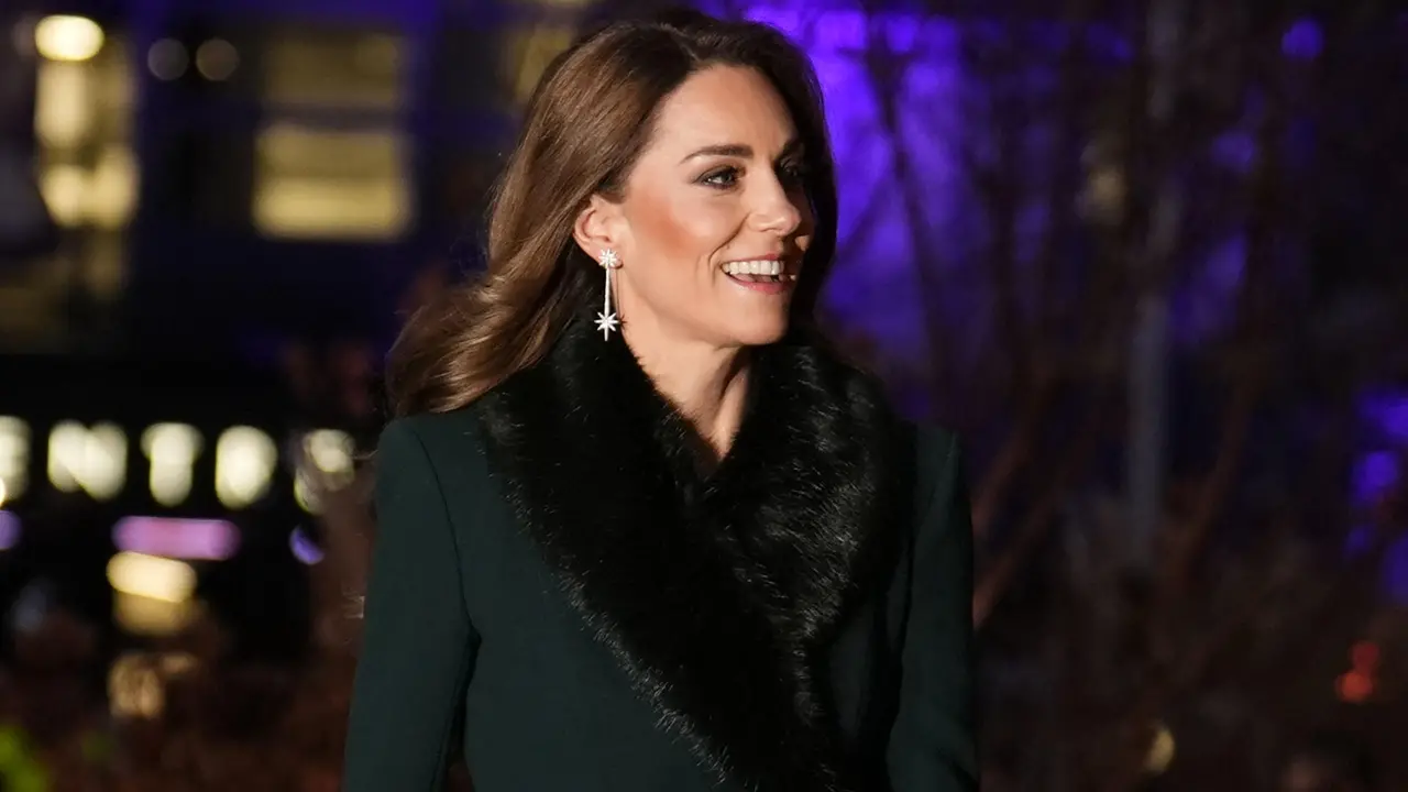 TOPSHOT-BRITAIN-ROYALS-CHRISTMAS