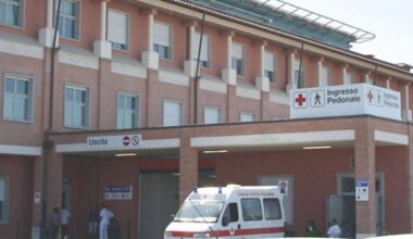 Lucca, cacciatore di 50 anni ferito da un colpo da arma da fuoco: è grave