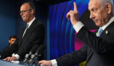 Netanyahu si grazia. "Non mi dimetto". E "vede" la Fase 2