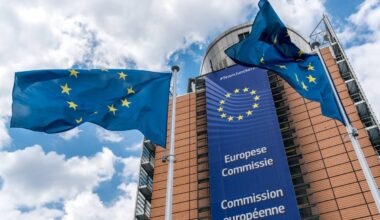 Pacchetto auto, voci su uno slittamento al 2040 per l'addio a diesel e benzina