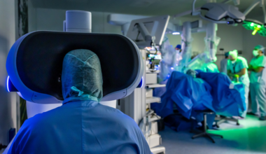 A Negrar i primi tre pazienti operati in Italia con robot «tattile» Da Vinci 5