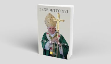 "Dio è la vera realtà", in un libro le omelie inedite di Benedetto XVI