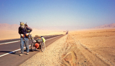 Cammina 27 anni per fare il giro del mondo: ora sta per arrivare