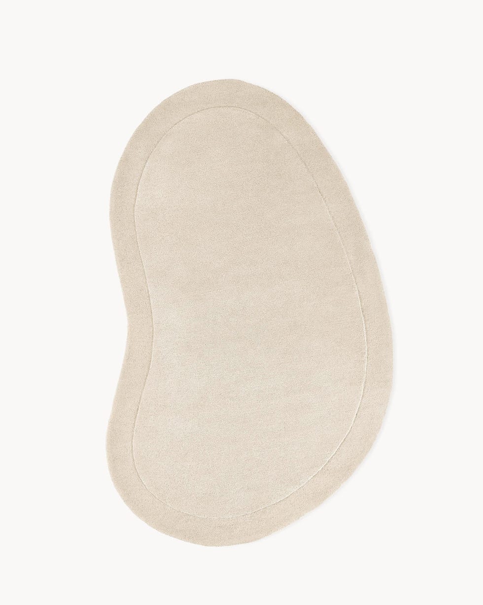 Tappeto in lana dalla forma organica fatto a mano Kadey