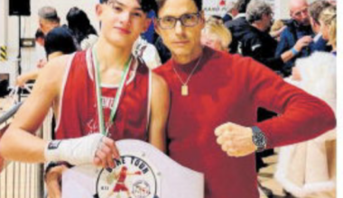 Lorenzo sul ring, il piccolo Berlusconi picchia da grande e s’allena in periferia