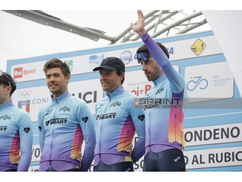 DOPO LA SOSPENSIONE LA UNIBET ROSE ROCKETS LICENZIA CARBONI