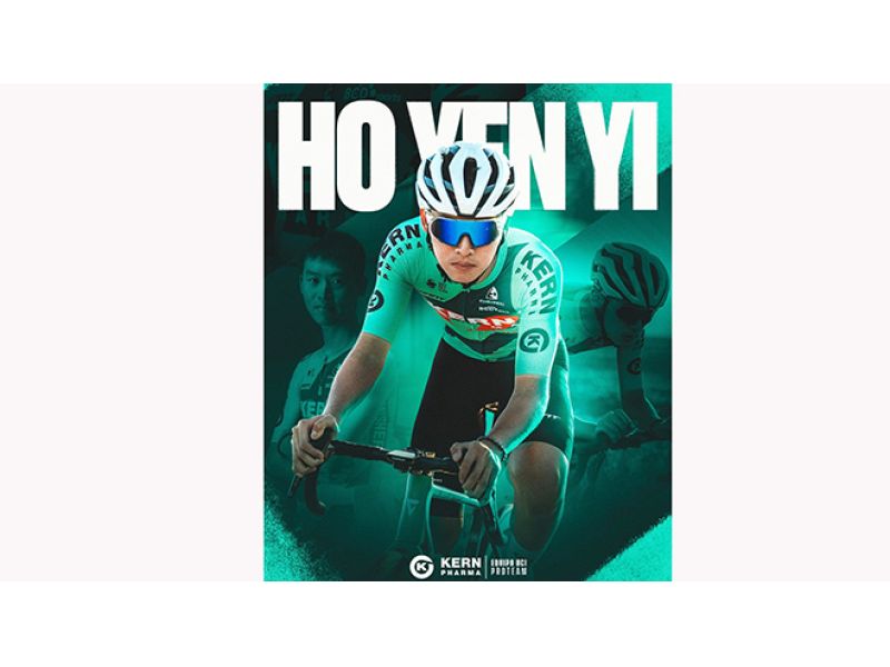 EQUIPO KERN PHARMA. APPRODA TRA I PROF (CON UNA STORIA SPECIALE) IL TAIWANESE YI